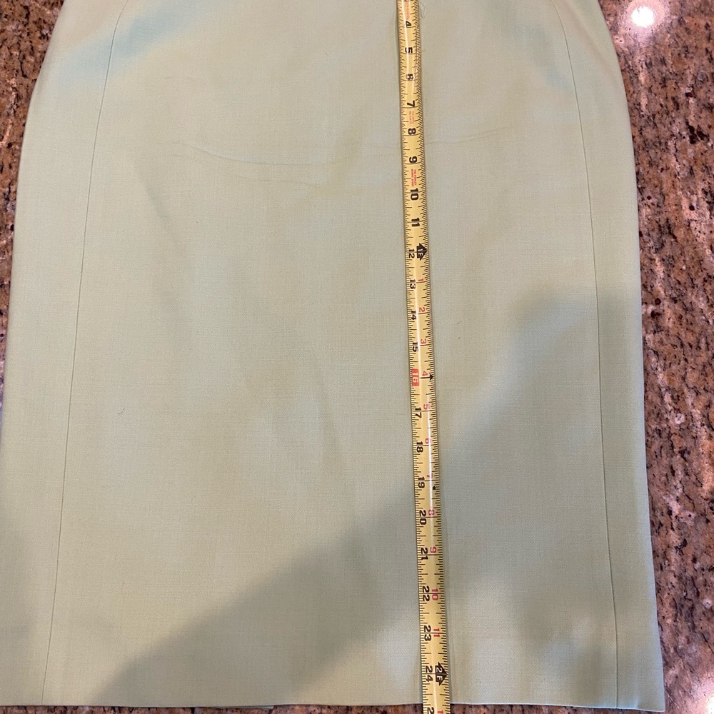 W Worth Suit - Picture 10 of 14
